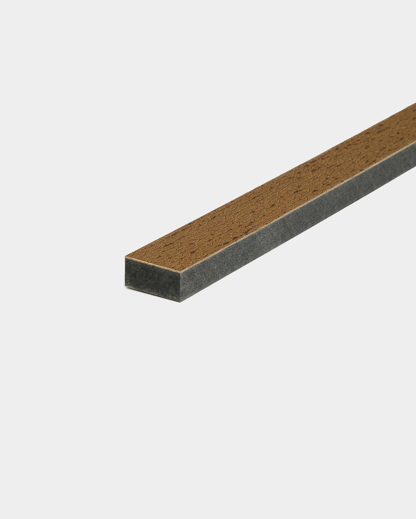 WoodUpp Lamella / Oxide Copper 240 cm slat, acoustic panel accessory with brown top and dark gray sides, designed for precise edge trimming.